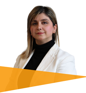 Hengameh Kiani Headshot